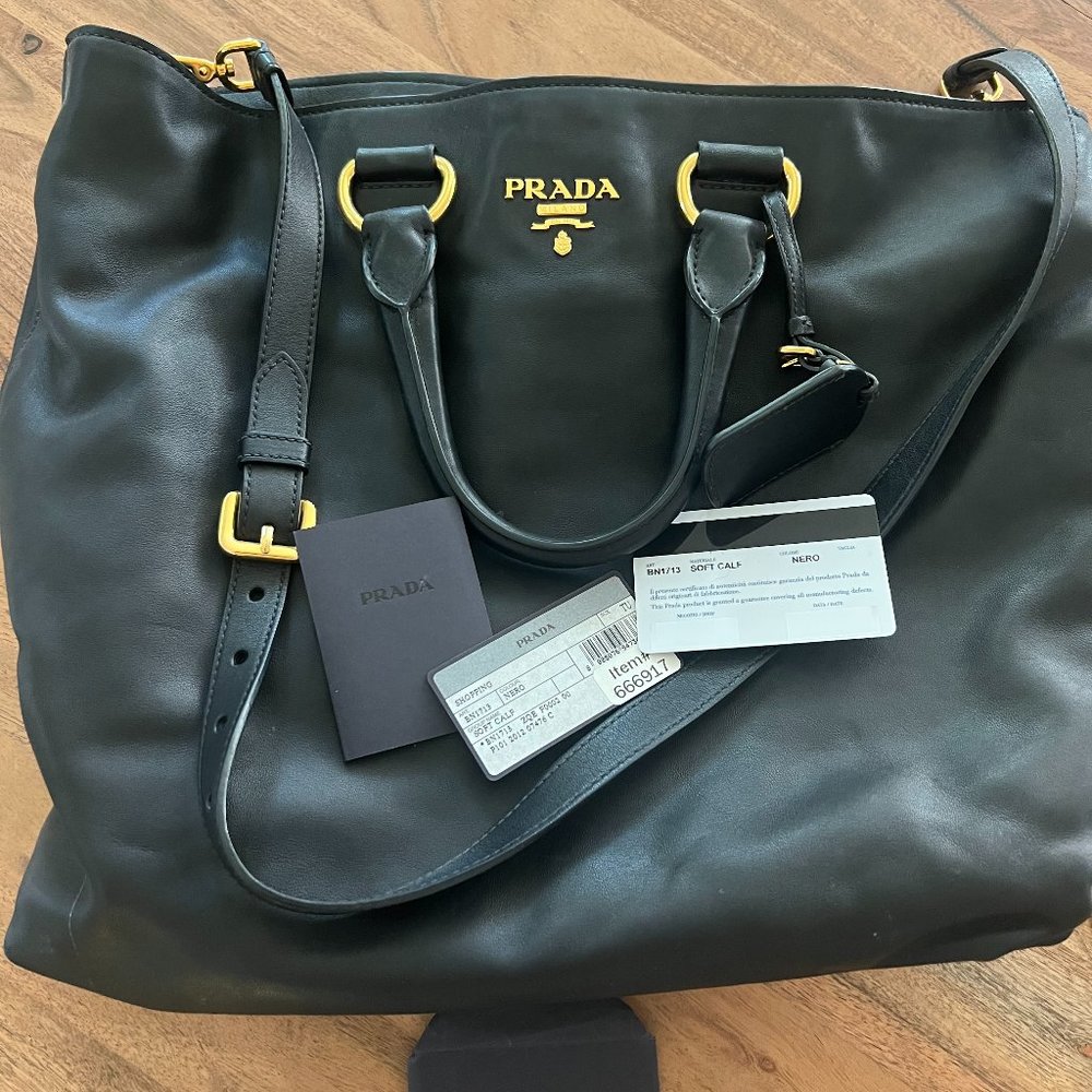PRADA Black Calf Leather Large tote with shoulder strap.